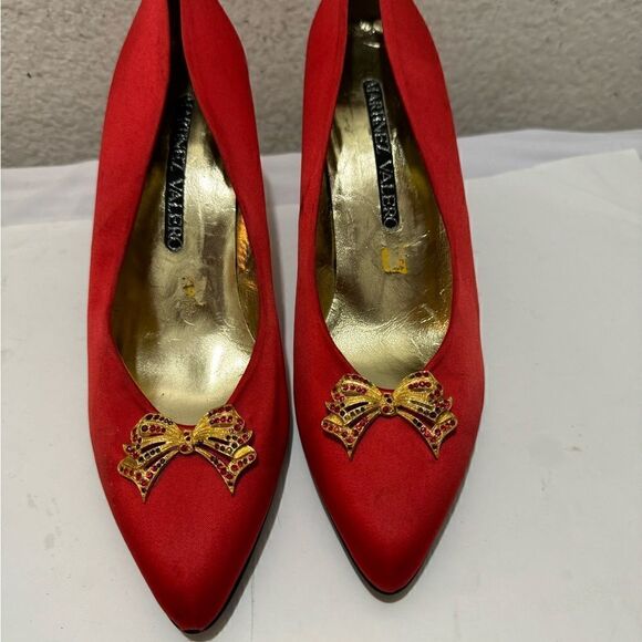 MARTINEZ VALERO Vtg 80’s Color-Blocked satin red 3" Pump size 8.5 M - Picture 2 of 10